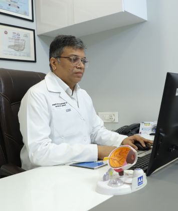 Best Retina Specialist Surgeon in Delhi and NCR, India, Dr. Shashank Rai Gupta